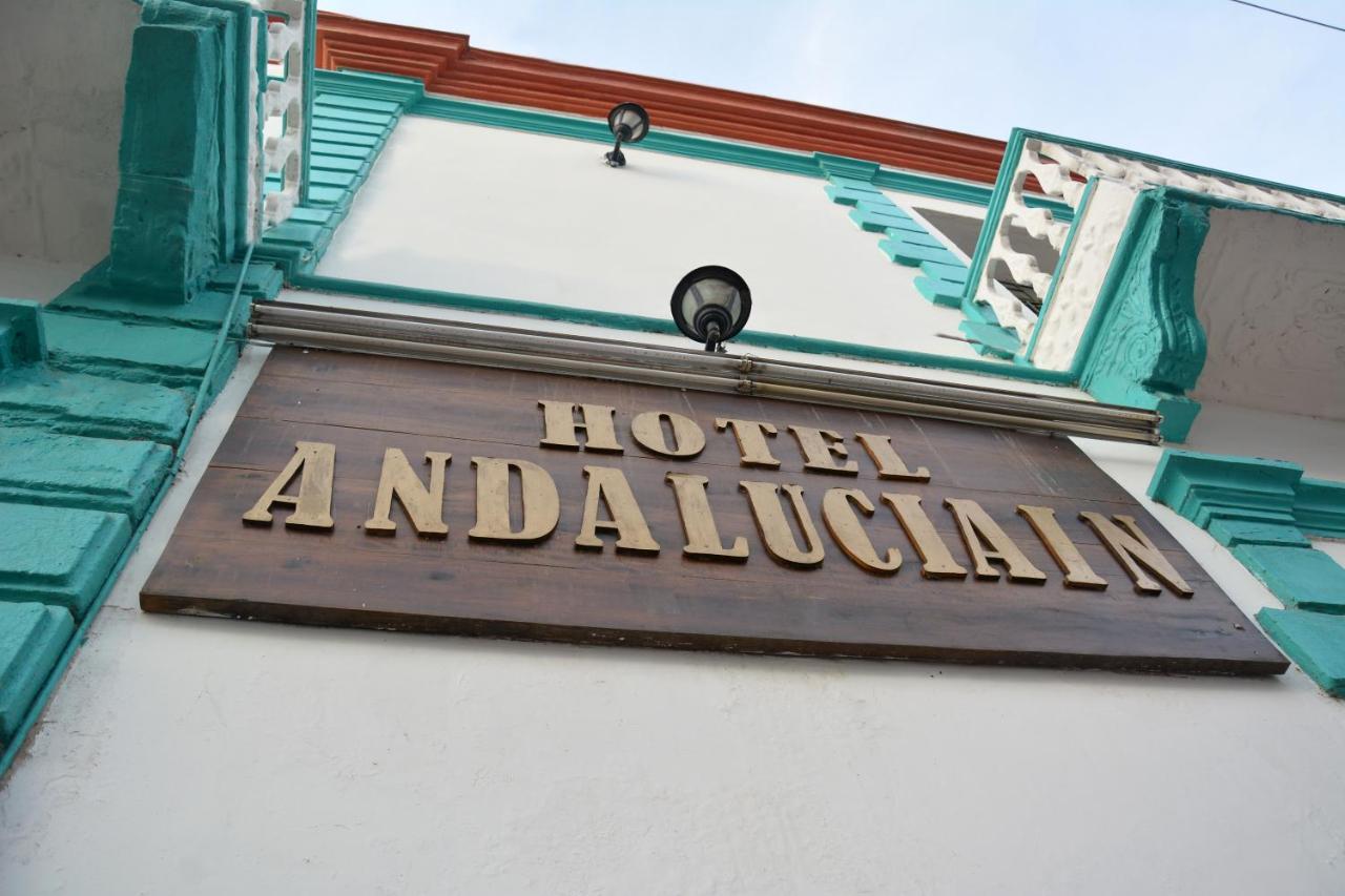 Hotel Andalucia Inn Santa Marta  Exterior photo