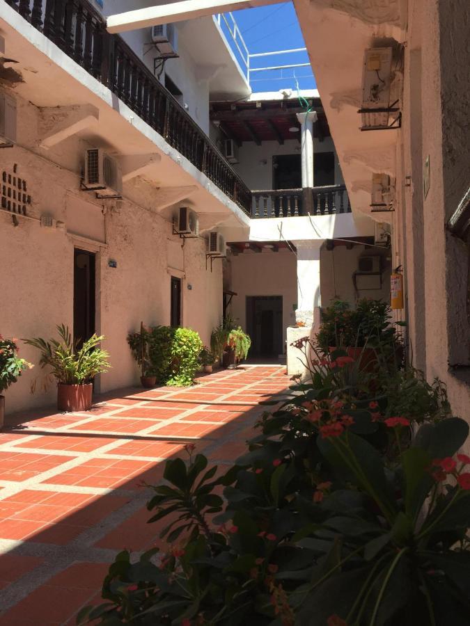 Hotel Andalucia Inn Santa Marta  Exterior photo